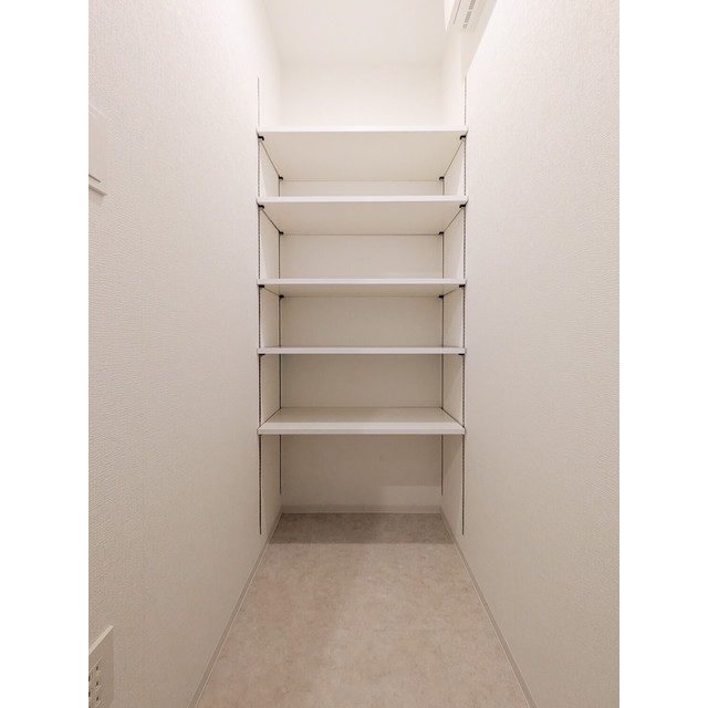 プライムガーデン若木0424号室 内観