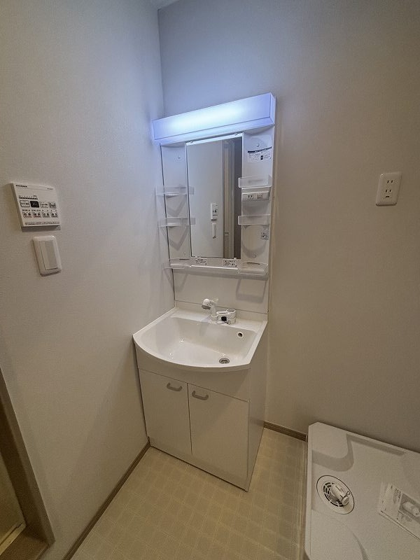 brillante　paws　舎人1階 洗面