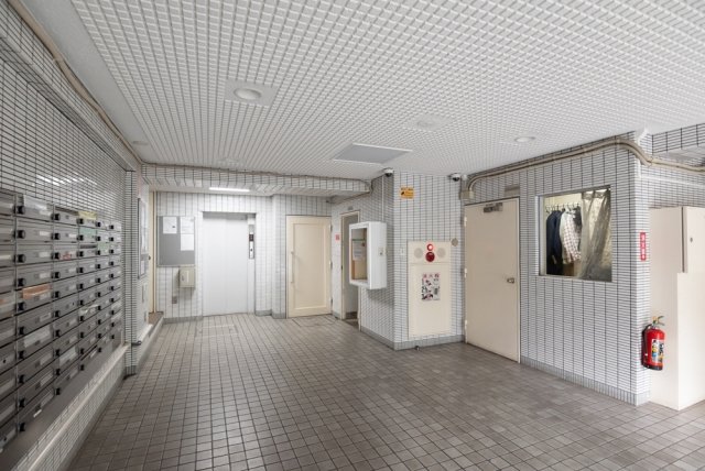 スカイコート横浜平沼221号室 エントランス