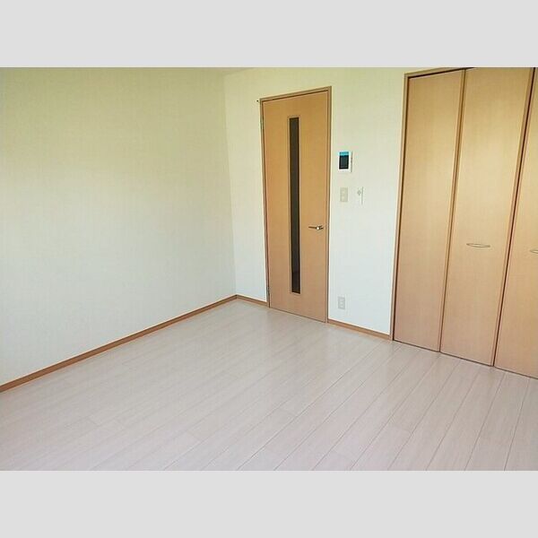 ウェーブ 洋室8.2帖