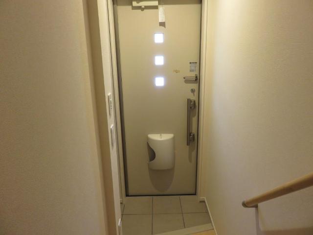 グレイシャス鎌倉201号室 玄関