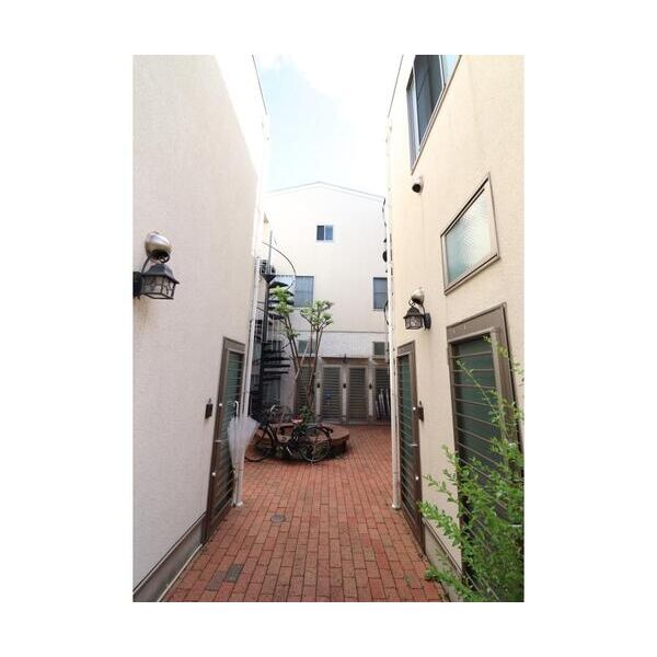 グランエッグス祖師ヶ谷大蔵6号室 外観