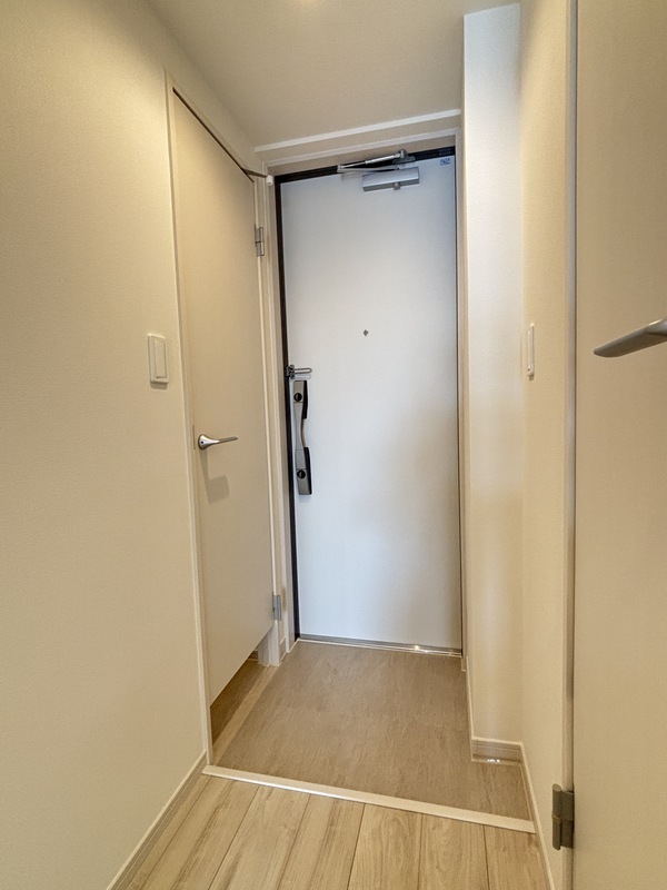 リブリ・北戸田 玄関