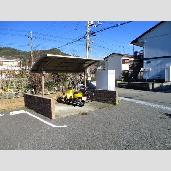 ラ・メール 駐輪場