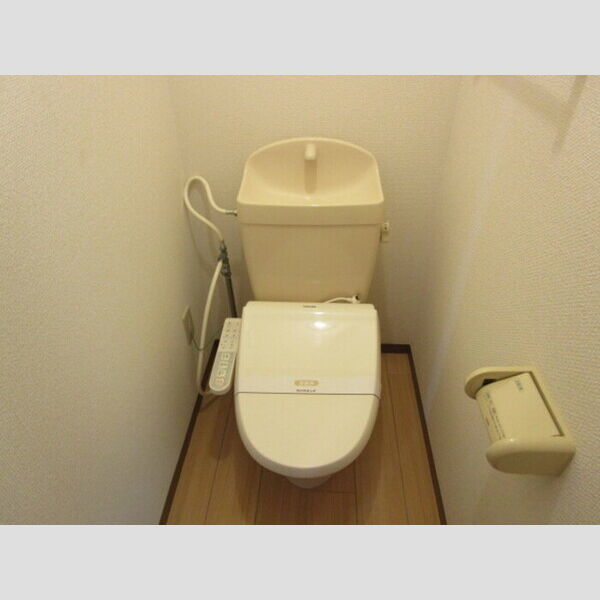 ドミールシャルマン306号室 温水洗浄暖房便座