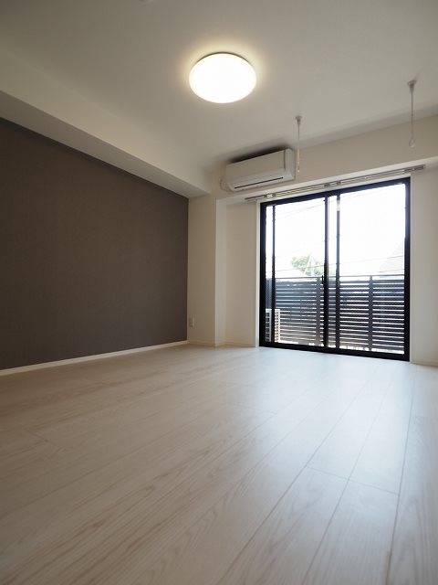 レオーネ方南町 リビング