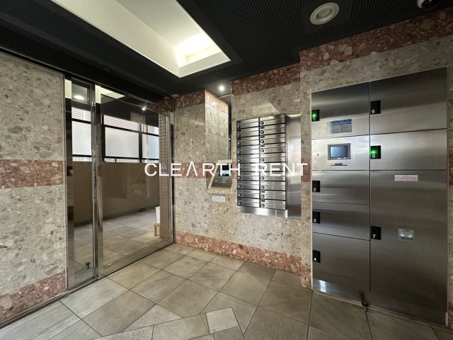 グランステューディオ経堂4階 エレガントなエントランス