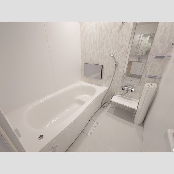 Liberte国立 TV付お風呂