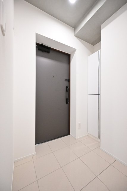 Ｌｅ　Ｎｉｄ　日本橋地下1階 玄関