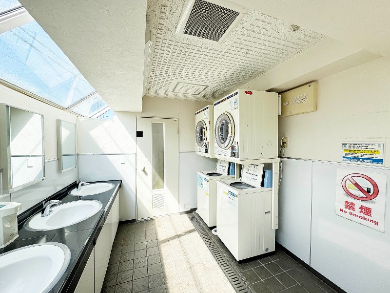 力行会館　国際館2階 ランドリールーム