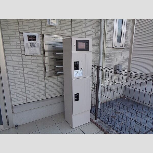 アドバンスコートC 宅配BOX