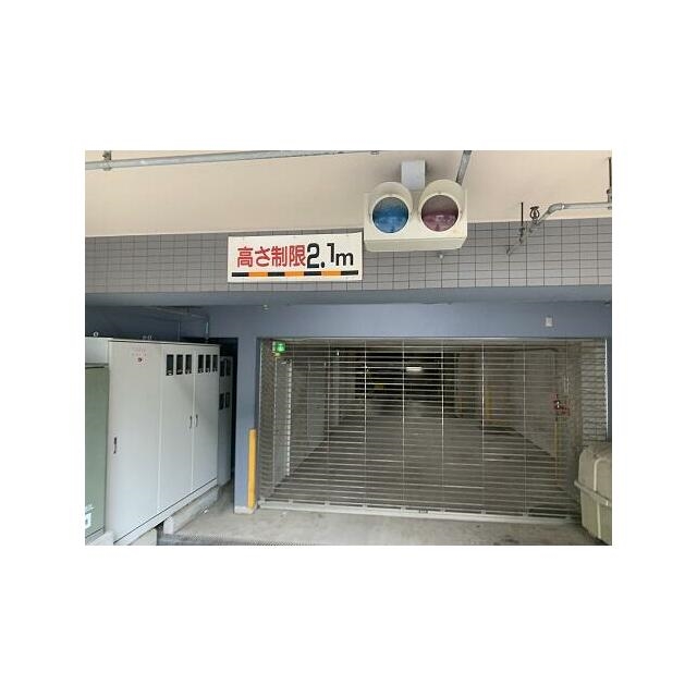 サザンクロス7階 駐車場
