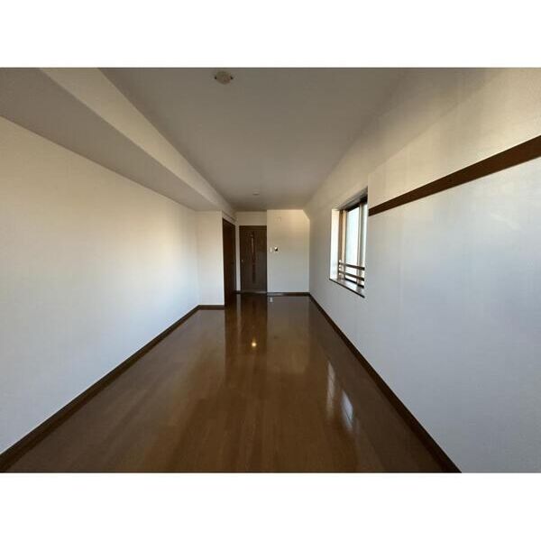 ガーデンハウス富士見台301号室 リビング