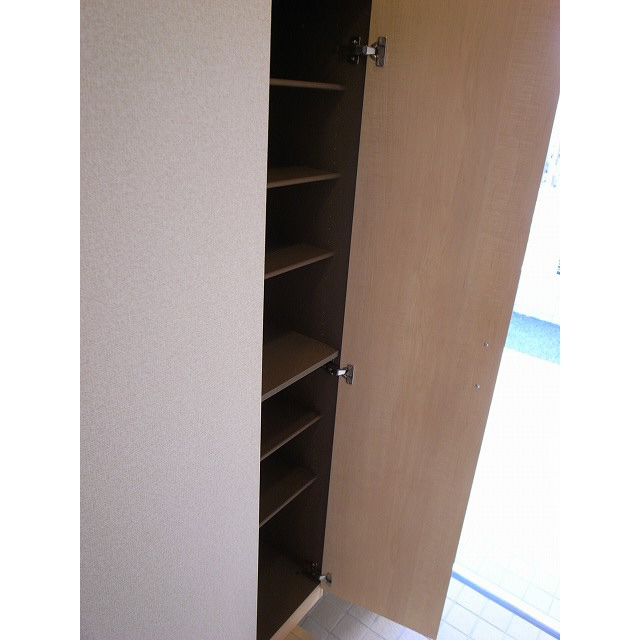 アスピリア トレゾール102号室 内観