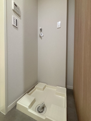 カーサ・ソンリエンテ1階 洗面