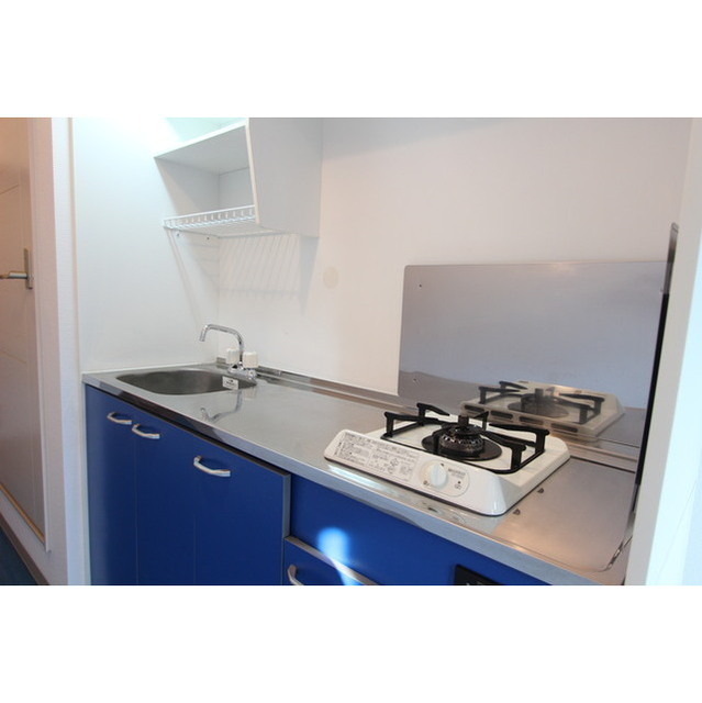 ブルークロス湘南204号室 内観