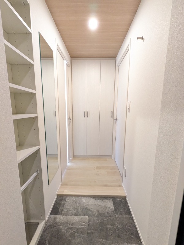 レジディア島津山12階 玄関