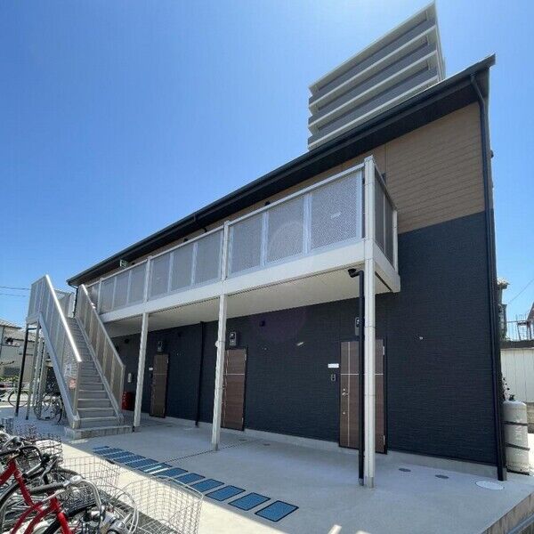 カルベローナ203号室 外観