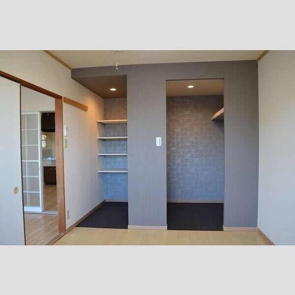 インペリアルハイツ　Ⅲ205号室 洋室②(別角度)