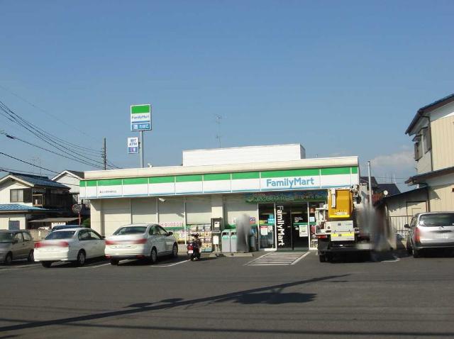 北区本郷町新築アパート ファミリーマート萬正大宮本郷町店まで555ｍ