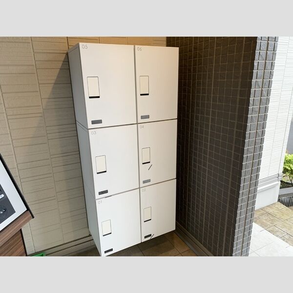 Resilience　B 宅配ボックス