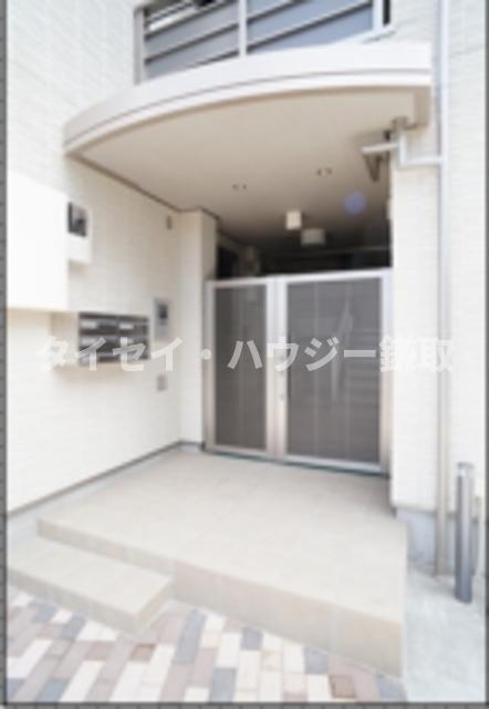 シャトレー宮崎２ オートロックのセキュリティ配慮物件です。