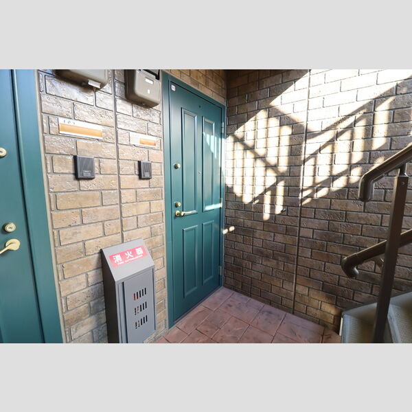 メゾン・ヴェール 玄関