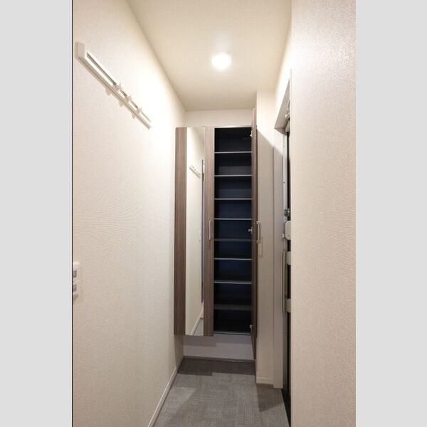 フォーリア　B シューズボックス