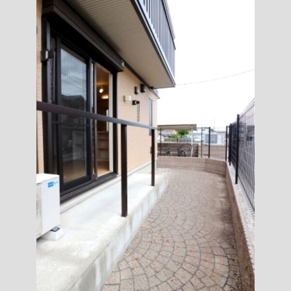 ヴィルヌープ　Ⅴ102号室 専用テラス