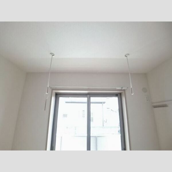 カステロ・デ・グロリア 室内物干し