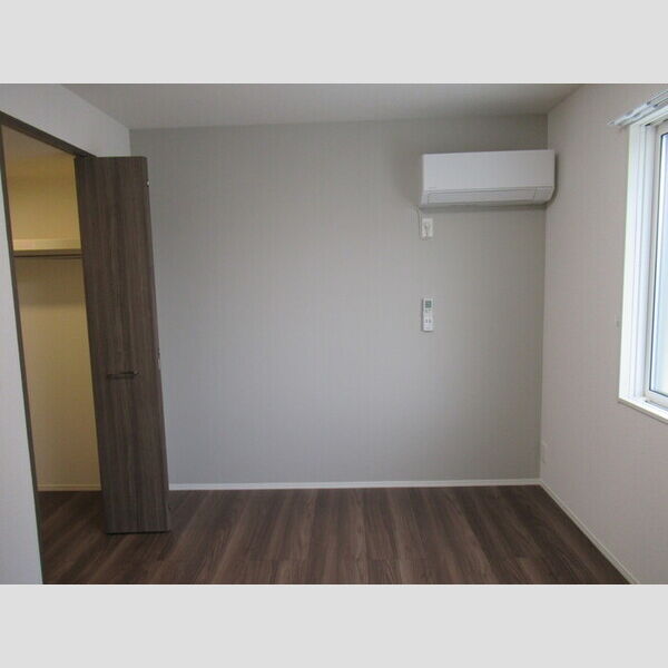 N・D-ROOM IIDACHOU　A棟106号室 洋室