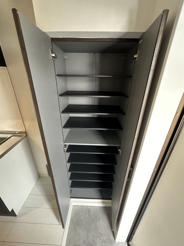 Ardent海老名201号室 玄関