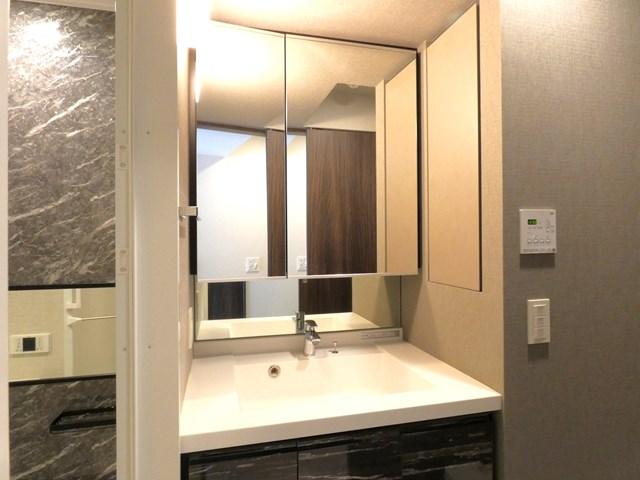 GRAN PASEO明大前3階 洗面所