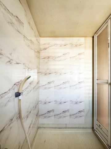 コンドミニアム座間3号棟 バス、シャワールーム！