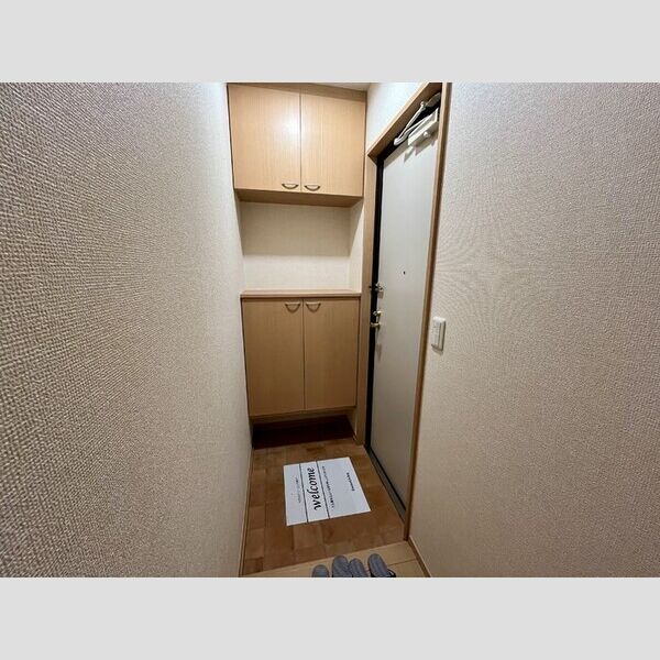 エクセルパーク　B棟101号室 玄関