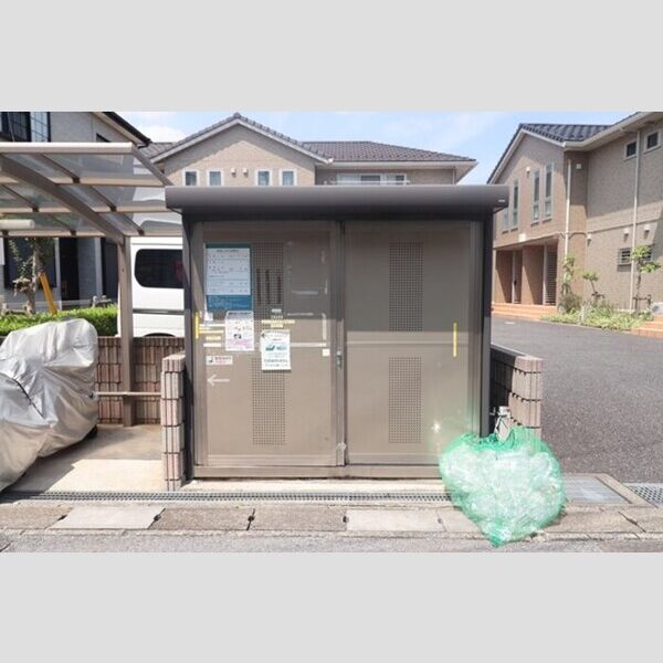 グランシャリオ　B ゴミ置き場