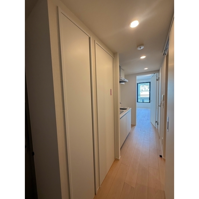 アトリオフラッツ自由が丘イースト304号室 廊下収納　2026年2月撮影