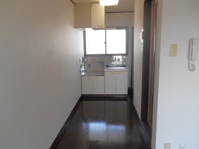 シェブロン第２ビル リビング