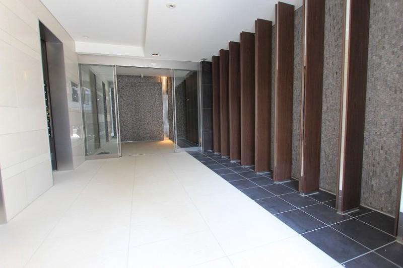 レジディア白金高輪8階 エントランス