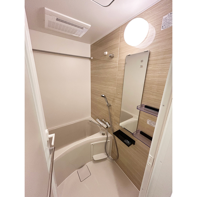 ブランシエスタ品川大井町パークエッジ0406号室 お風呂