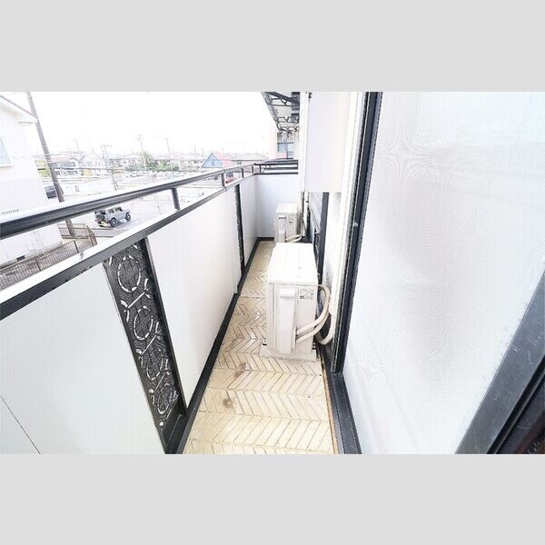 オーシャンヒルズ　EE201号室 バルコニー