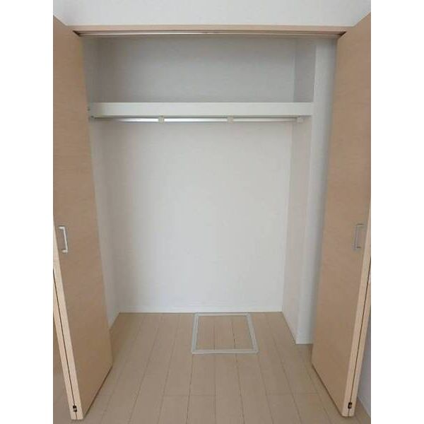 フラット柏0106号室 収納