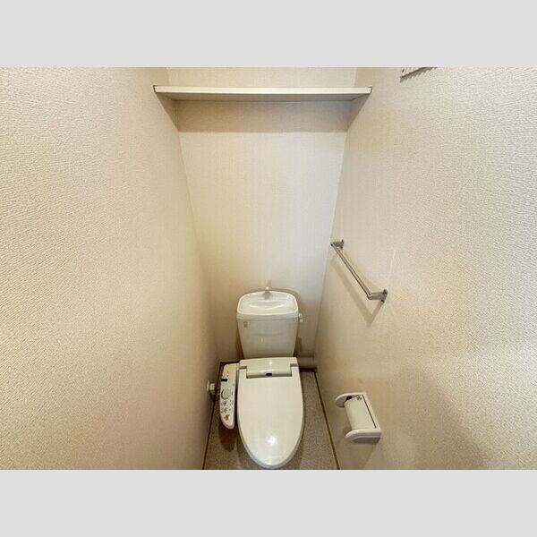 クレスト西戸部205号室 温水洗浄便座