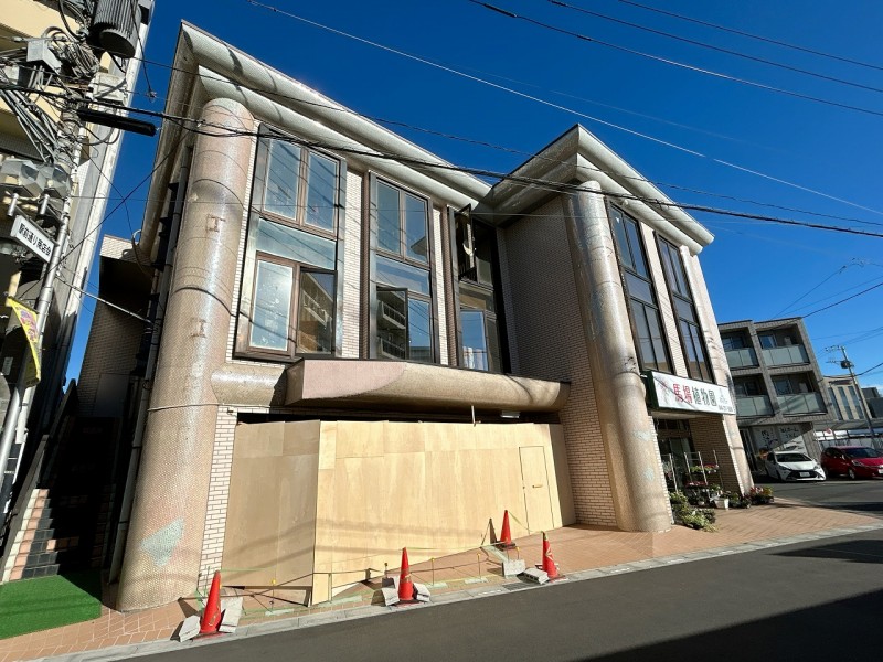 メゾンベルクール3階 外観