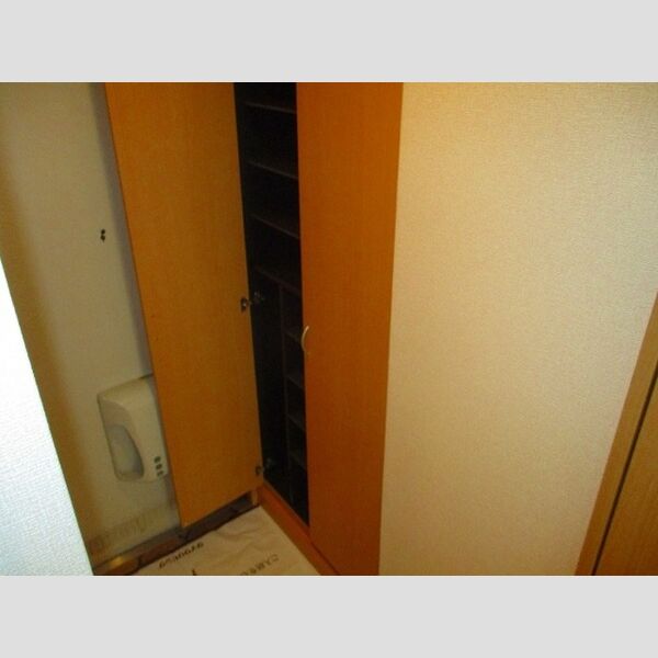 ラグーナ フォンテーヌ107号室 シューズBOX