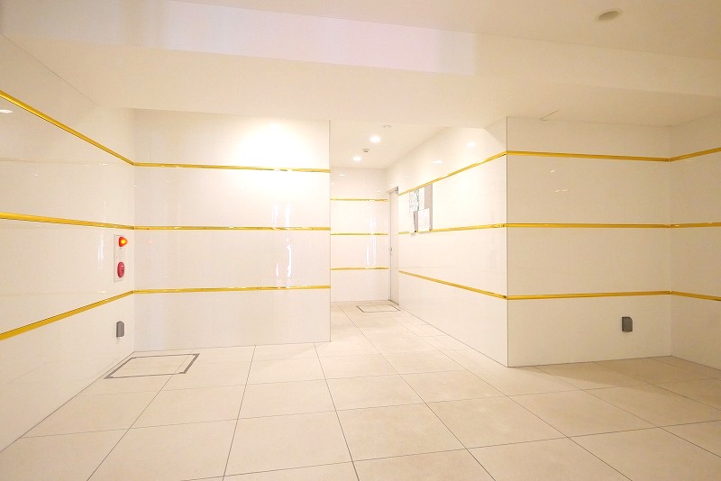 PREMIUM CUBE 関内 外観