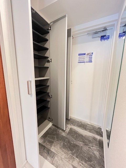 レジディア南千住5階 収納