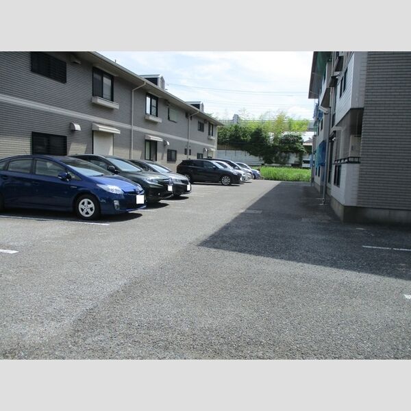 カーサみつわ台　A 駐車場