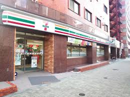 パレステュディオ新宿パークサイド12階 【コンビニエンスストア】セブンイレブン 西新宿4丁目店まで814ｍ