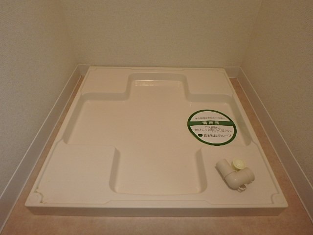 Ｒａｆｆｉｎｅ 雷門 室内洗濯機置場